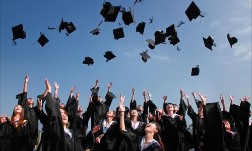 university-student-graduation-photo-hats